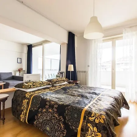 Art Loft Penthouse Near Trastevere Apartmán *