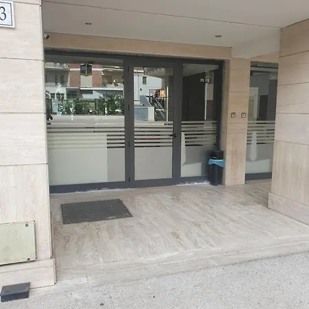 Art Loft Penthouse Near Trastevere 아파트 *